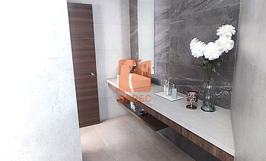 VENTA_ ESPECTACULAR CASA DE VENTA EN URBANIACION LAS MANOLAS SECTOR RICPAMBA /23URB078