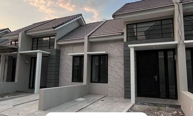 RUMAH BARU 2 LANTAI ALANA GUNUNGSARI DEKAT WIYUNG DAN PAKUWON MALL