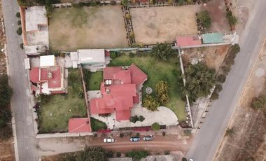 # Casa Residencial Cerca de Pirámides de Teotihuacán, en El Estado de México.