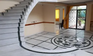 # Casa Residencial Cerca de Pirámides de Teotihuacán, en El Estado de México.