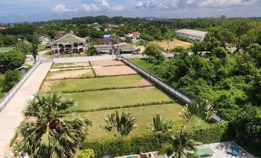 New house for sale 200 m. to the Sea 2 bed 2 bath 85 sqm. Price 4,250,000 thb.