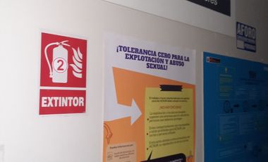 Vendo LOCAL COMERCIAL TIENDA Y OFICINAS SAN ISIDRO