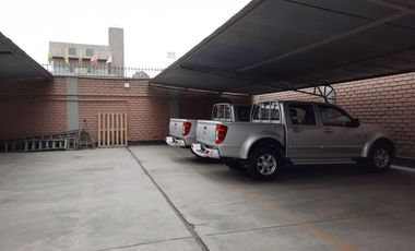 Vendo LOCAL COMERCIAL TIENDA Y OFICINAS SAN ISIDRO
