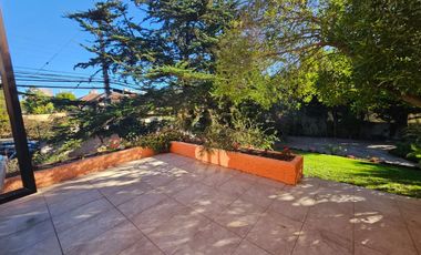 BROKER BOSQUES 6D-4B-3EST-PATIO-JARDINES