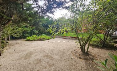 BROKER BOSQUES 6D-4B-3EST-PATIO-JARDINES