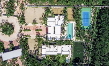 Casa en venta de 4 habitaciones en Playa del Carmen