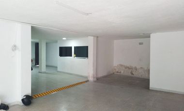 PR18718 Local o bodega en arriendo en el sector Estadio