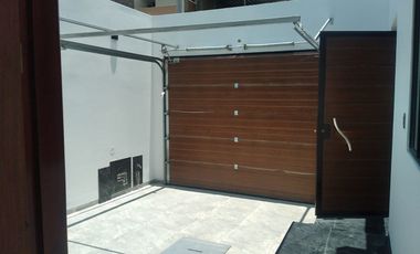 VENTA DE CASA EN ESTRENO  EN BOULEVARD PARK PLAZA, PIURA