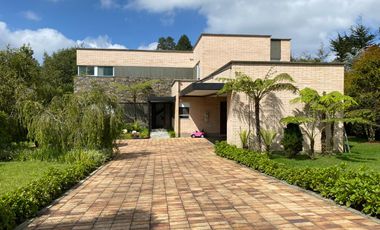 PR14820 Casa en arriendo en el sector de Alto palmas