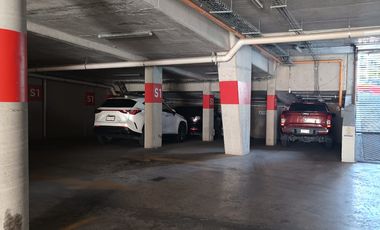 Oficina en venta en Av Patria en moderna torre