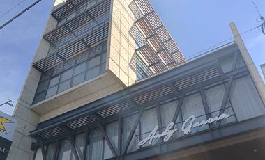 Oficina en venta en Av Patria en moderna torre