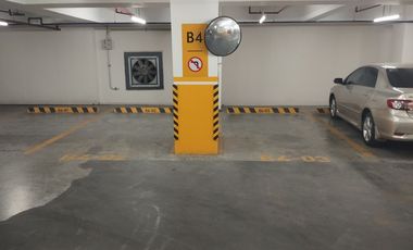 ONE BGC PARKING FOR SALE BY OWNER UPTOWN RITZ RESIDENCE