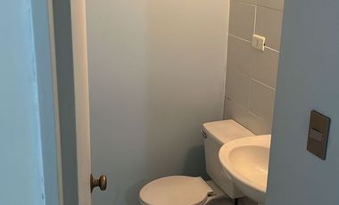 Arriendo comoda  Oficina metro Chile España