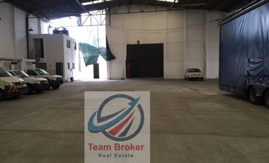 Rento Bodega Comercial en Esquina Al Sur D. F. 5,500 m² Ideal Agencia Autos