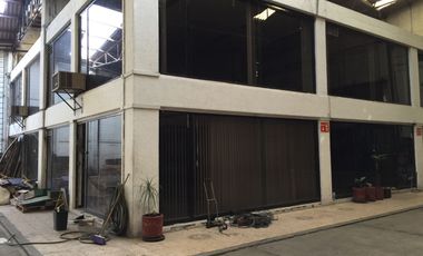 Rento Bodega Comercial en Esquina Al Sur D. F. 5,500 m² Ideal Agencia Autos