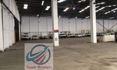 Rento Bodega Comercial en Esquina Al Sur D. F. 5,500 m² Ideal Agencia Autos