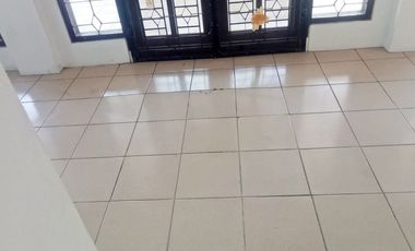 Dijual Rumah 2 Lantai di Kota Padang Dekat Stasiun Padang