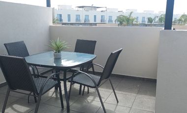 VENTA DE CASA CON ALBERCA Y ROOF GARDEN CERCA DE COCOYOC