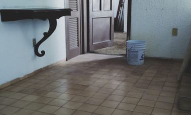 CASA EN VENTA A UNOS PASOS DEL MALECON DE VERACRUZ