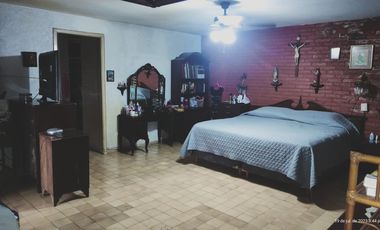 CASA EN VENTA A UNOS PASOS DEL MALECON DE VERACRUZ