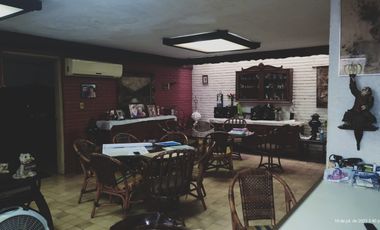 CASA EN VENTA A UNOS PASOS DEL MALECON DE VERACRUZ