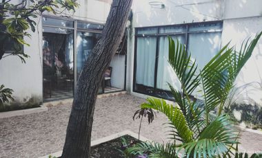 CASA EN VENTA A UNOS PASOS DEL MALECON DE VERACRUZ