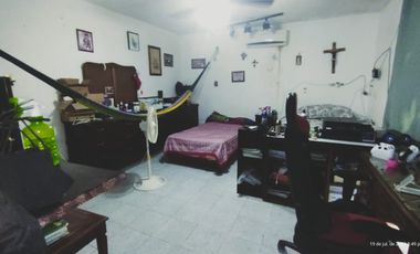 CASA EN VENTA A UNOS PASOS DEL MALECON DE VERACRUZ