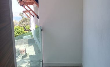 Venta de  Villa Nueva muy amplia hacia las Playas sobre Costera