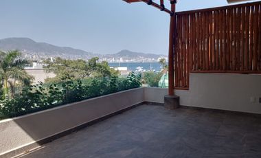 Venta de  Villa Nueva muy amplia hacia las Playas sobre Costera