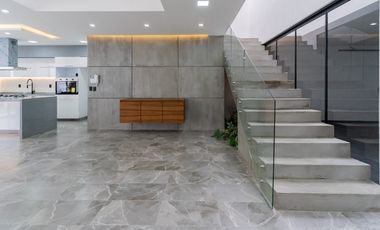 Magnífica Casa NUEVA con Alberca en privada en Buena Vista, Cuernavaca - VENTA