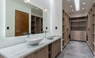 Magnífica Casa NUEVA con Alberca en privada en Buena Vista, Cuernavaca - VENTA
