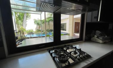 *UPDATE TURUN HARGA* DIJUAL RUMAH MEWAH (Siap Huni /Semi Furnished) DI KEMANG UTARA JAKARTA SELATAN.