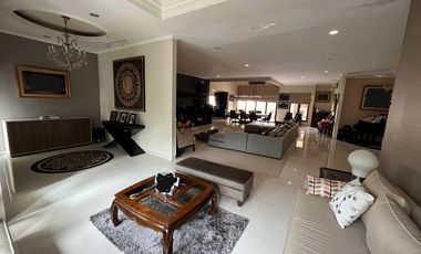 *UPDATE TURUN HARGA* DIJUAL RUMAH MEWAH (Siap Huni /Semi Furnished) DI KEMANG UTARA JAKARTA SELATAN.