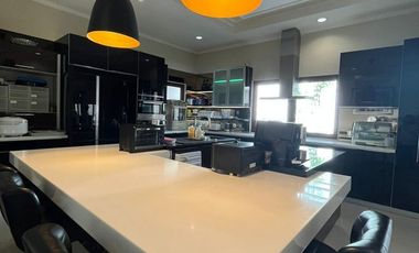 *UPDATE TURUN HARGA* DIJUAL RUMAH MEWAH (Siap Huni /Semi Furnished) DI KEMANG UTARA JAKARTA SELATAN.