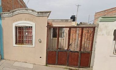 Venta de casa en Lomas del Chapulin, Aguascalientes. Magnífico precio!