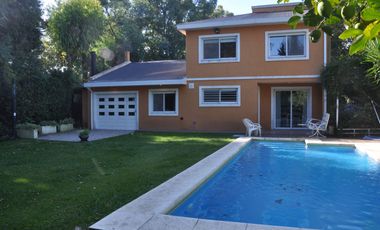 Chalet venta El Grosellar Permuta Mar del Plata