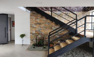 🏡 VENDO🏠Espectacular Casa en Parcelación Norteamérica (Niquia)