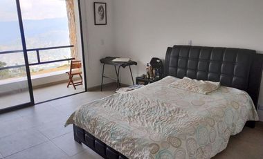 🏡 VENDO🏠Espectacular Casa en Parcelación Norteamérica (Niquia)