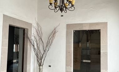 OFERTA LIMITADA, CASA ANTIGUA REMODELADA EN CENTRO HISTORICO IDEAL SALON EVENTOS, RESTAURANTE