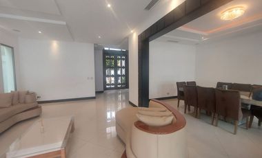 Samborondon, Venta de Linda Casa 4 Dorm. Amoblada con Piscina