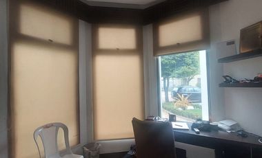 Samborondon, Venta de Linda Casa 4 Dorm. Amoblada con Piscina
