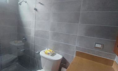 Samborondon, Venta de Linda Casa 4 Dorm. Amoblada con Piscina
