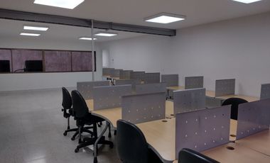 VENTA OFICINA  ZONA NORTE -VERSALLES