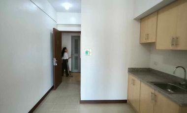 Rent to own 1 Bedroom Condo Unit for sale in Paseo De Roces Makati near Greenbelt Mall