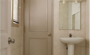 Casa Destino Comercial, cercanía Parque Bustamante. Pleno Barrio Italia.