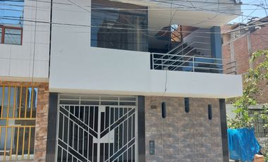 Vendo Casa De 2 Pisos C/Cochera Cerrada En Manuel Arévalo - $ 110,000. - A.T: 112 M2 - ¡Lista Para Habitar!