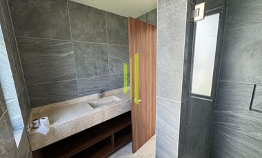 CASA NUEVA DE 4 RECAMARAS CON AMPLIO JARDIN, LOMAS DE ANGELOPOLIS, PUEBLA