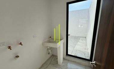 CASA NUEVA DE 4 RECAMARAS CON AMPLIO JARDIN, LOMAS DE ANGELOPOLIS, PUEBLA