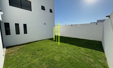 CASA NUEVA DE 4 RECAMARAS CON AMPLIO JARDIN, LOMAS DE ANGELOPOLIS, PUEBLA