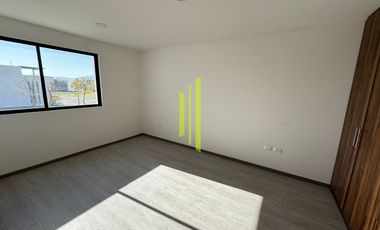 CASA NUEVA DE 4 RECAMARAS CON AMPLIO JARDIN, LOMAS DE ANGELOPOLIS, PUEBLA